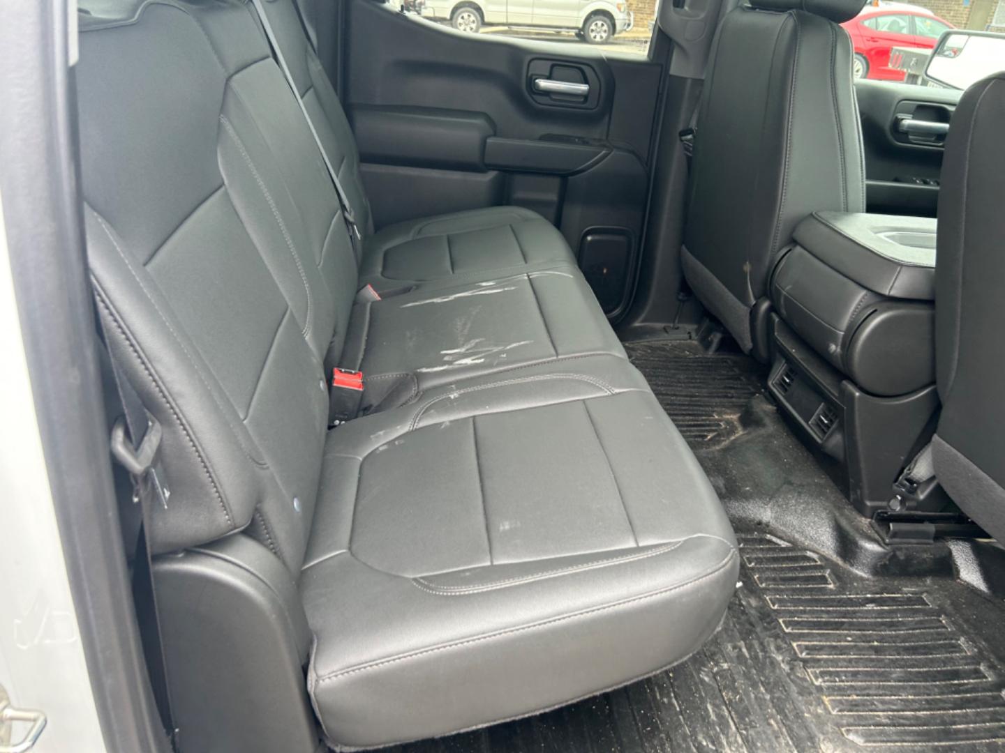 2021 White Chevrolet Silverado 1500 (1GCPWAEF3MZ) , located at 1687 Business 35 S, New Braunfels, TX, 78130, (830) 625-7159, 29.655487, -98.051491 - Photo#8